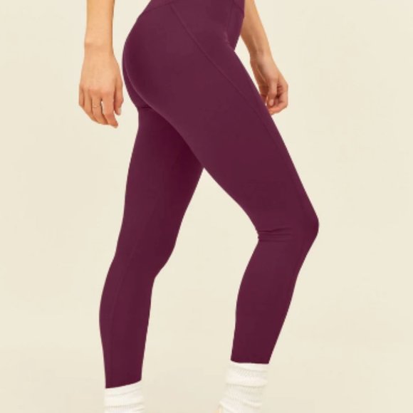 Girlfriend collective plum compressive leggings - Picture 4 of 4
